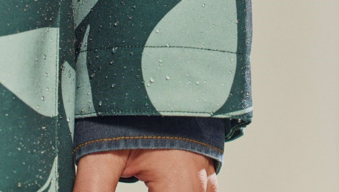 Imperméabilité, respirabilité, déperlance : comprendre les caractéristiques d’une parka technique
